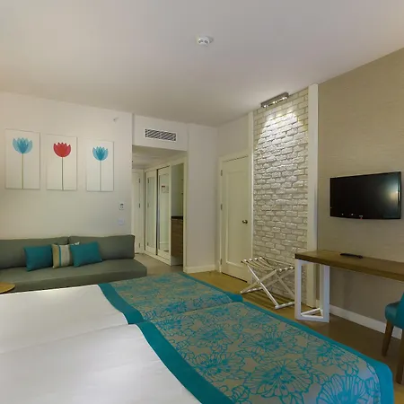 Terrace Elite Ultra 5* Side