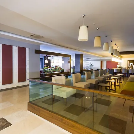 Terrace Elite Ultra Hotel Side