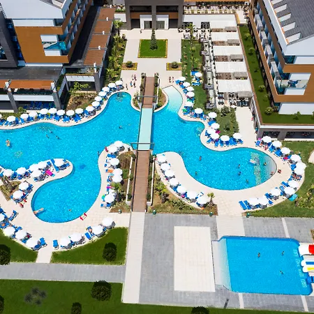 Terrace Elite Ultra 5* Side