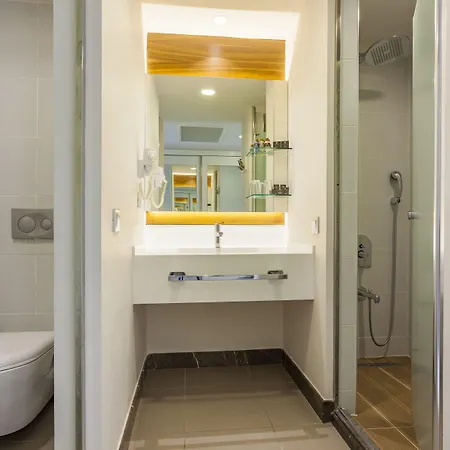 Terrace Elite Ultra 5* Side