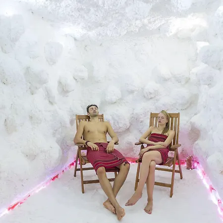 Terrace Elite Ultra ホテル