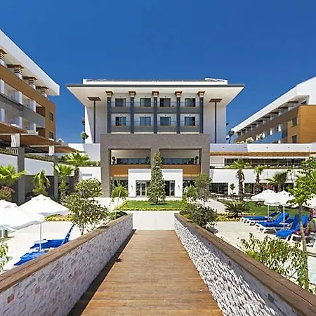 Terrace Elite 5* Sidé