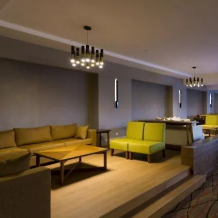 Terrace Elite סייד