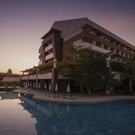 Готель Terrace Elite Ultra