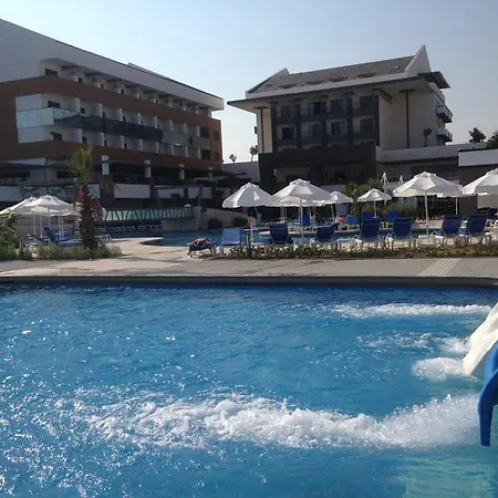 Готель Terrace Elite Ultra