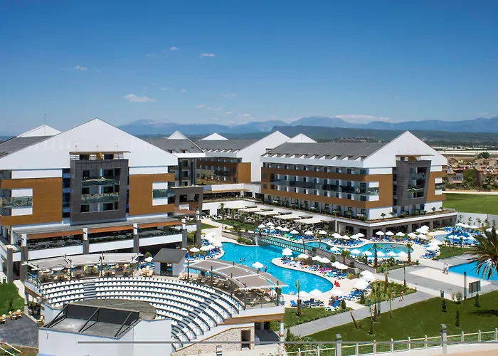 Terrace Elite فندق 5*